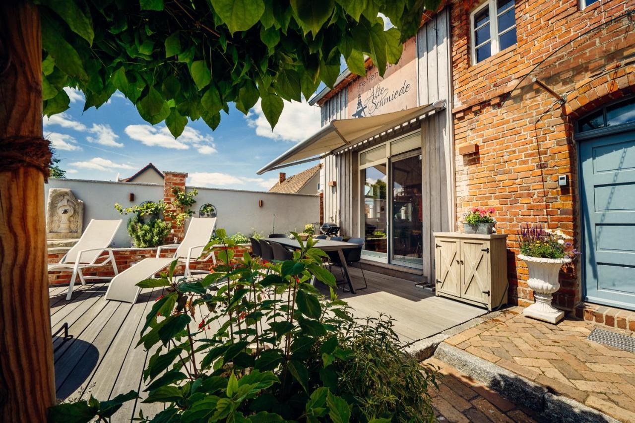 Alte Schmiede Mit Sauna, Pool Und Whirpool Im Aussenbereich Schoenstes Ferienhaus Der Lausitz Elsterheide ภายนอก รูปภาพ